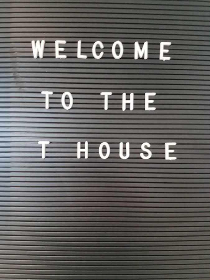 The T House Villa บุชมิลส์ ภายนอก รูปภาพ